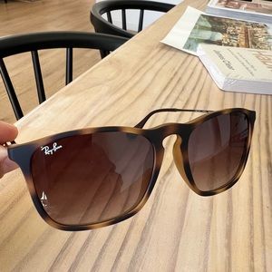 Matte Tortoise - RB4187 Chris - Ray-Ban Sunglasses
